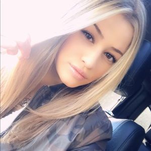 Meet your Posher, Jacqueline